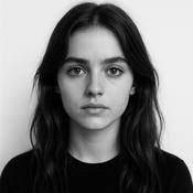 Podcast Clara Galle  - Biography Flash